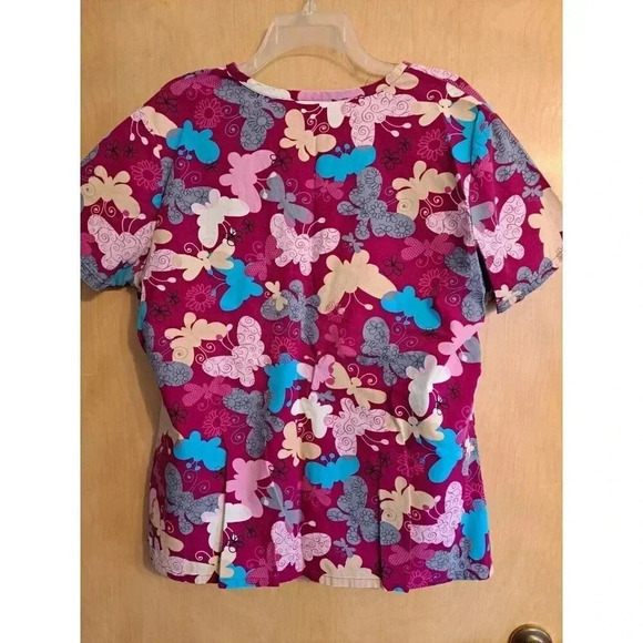 SB Scrubs Scrub Top  Large L Pink Mulberry Maroon Turquoise Grey Butterflies - Picture 2 of 4